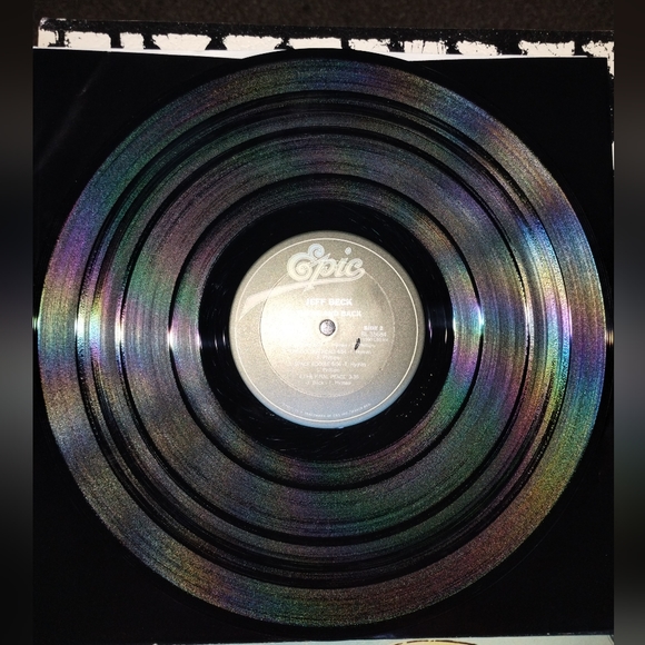 Jeff Beck "There & Back" Vintage Vinyl Record - Picture 4 of 4